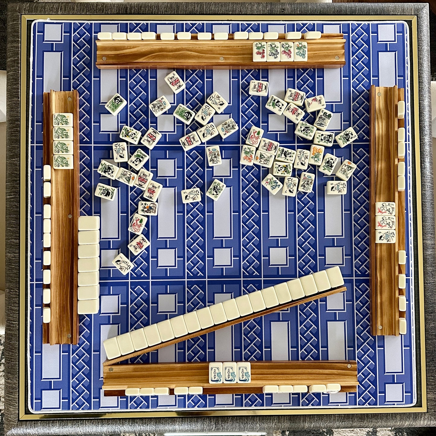 Cobalt Trellis Mahjong Mat